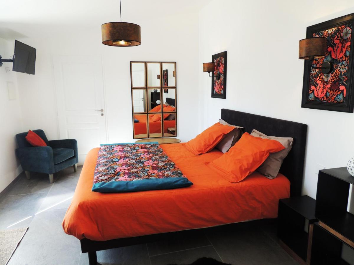 Laubertiere Bed & Breakfast Марен Екстериор снимка